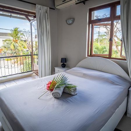 Charming Condo Riviere Noire Luaran gambar