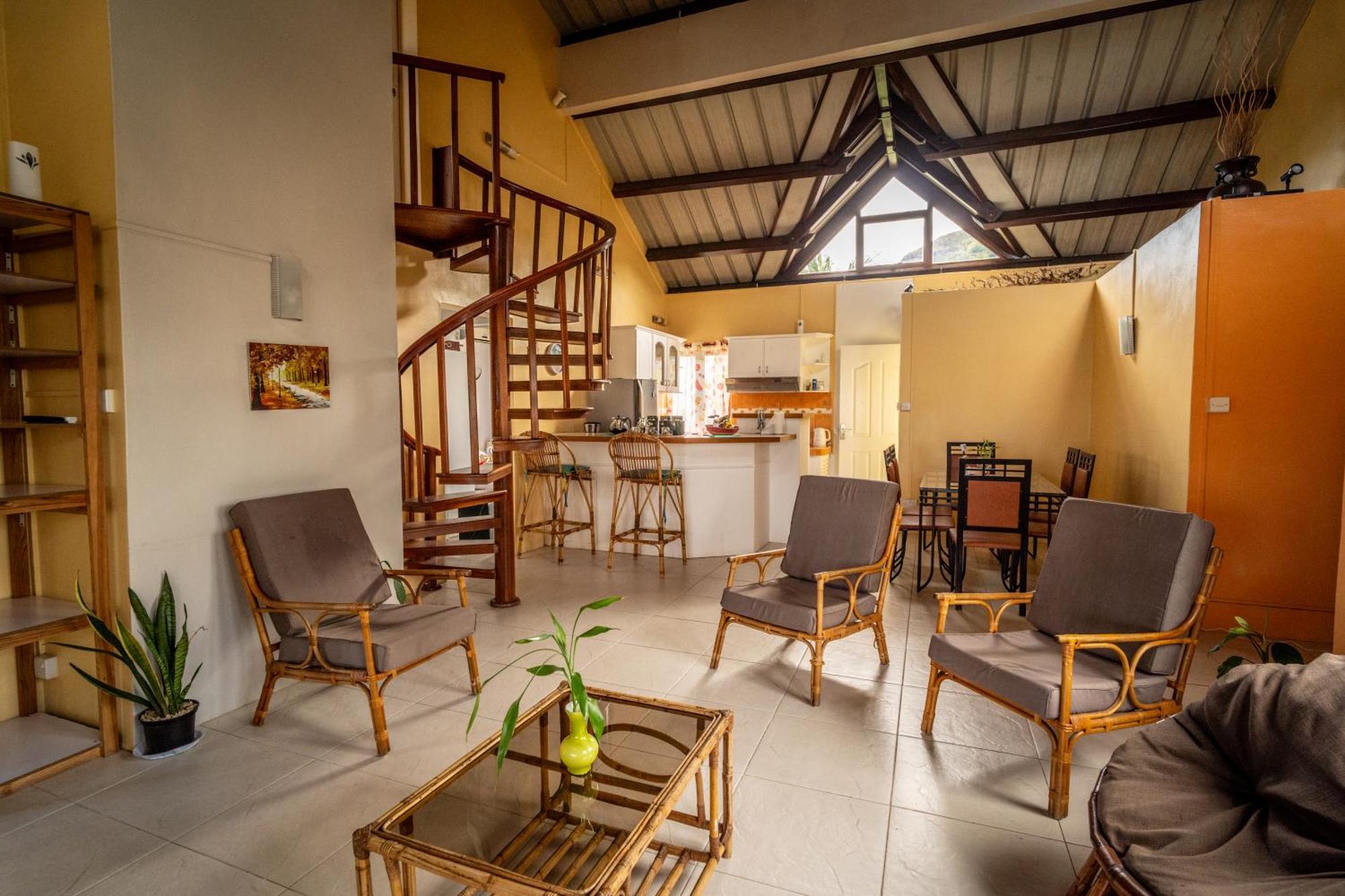 Charming Condo Riviere Noire Luaran gambar