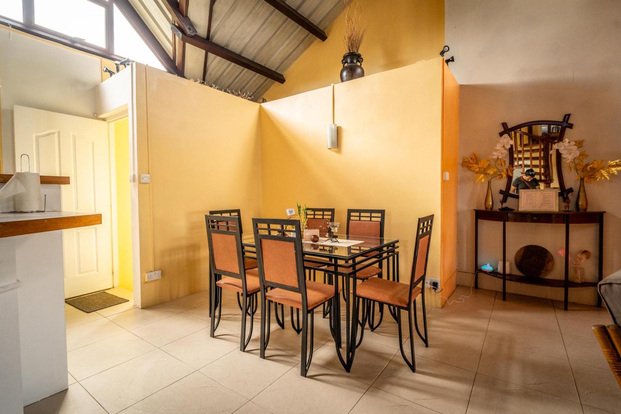 Charming Condo Riviere Noire Luaran gambar