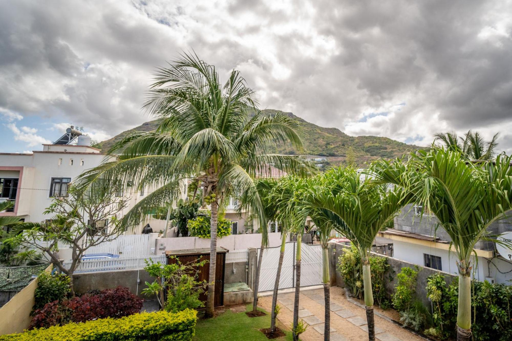 Charming Condo Riviere Noire Luaran gambar